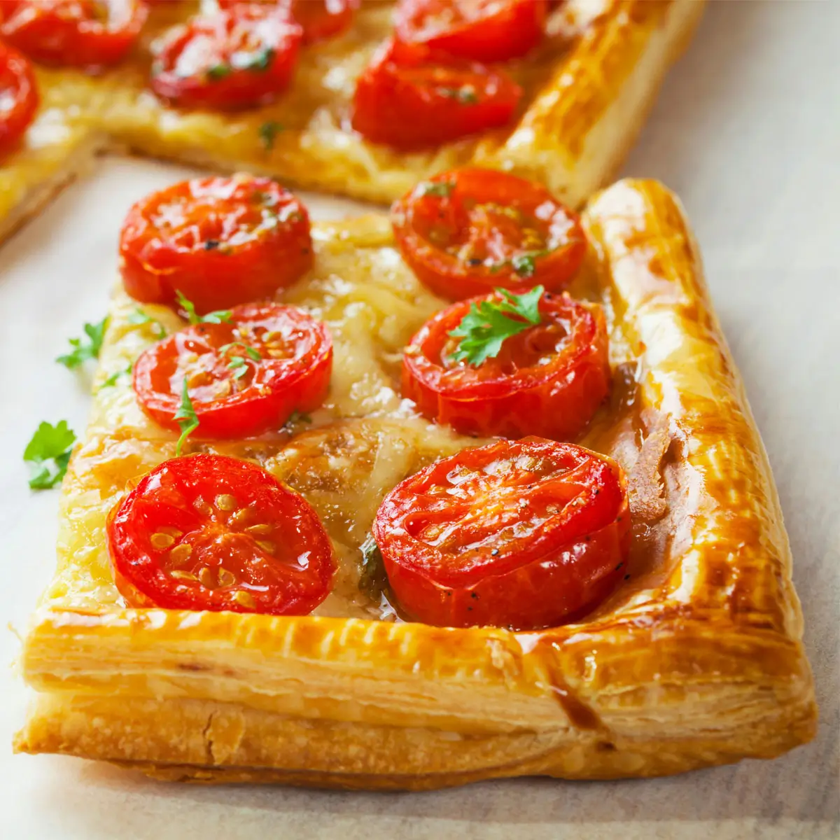 Domatesli Kolay Tart Tarifi