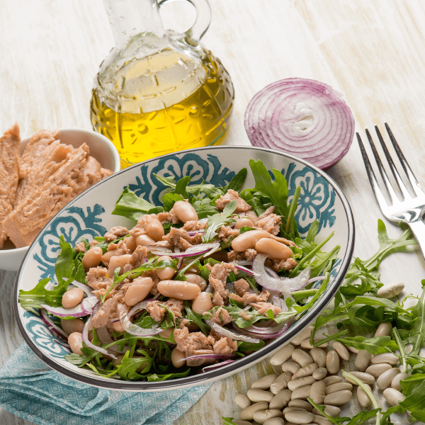 Ton Balıklı Beyaz Fasülye Salatası Tarifi